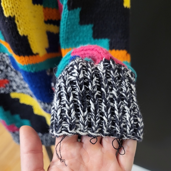 Posh Boy 80s Colorful Geometric Sweater Size Medium - Picture 5 of 10